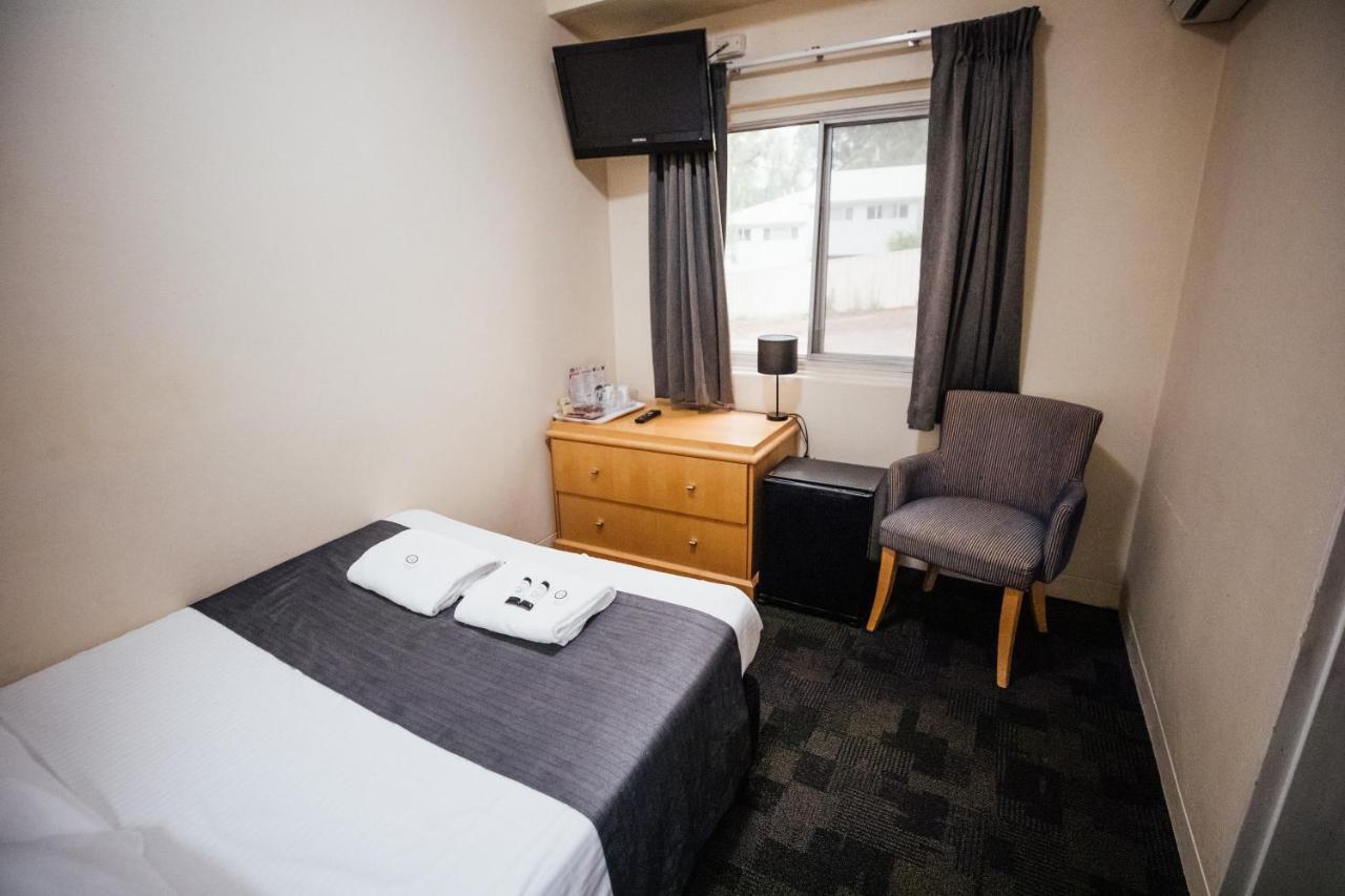ג'סמונד Shortland Budget Accommodation מראה חיצוני תמונה