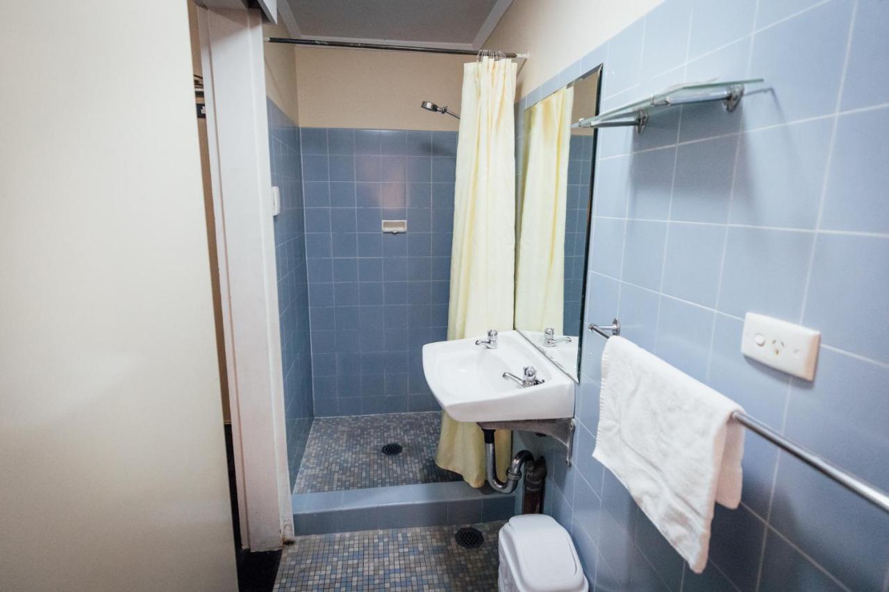 ג'סמונד Shortland Budget Accommodation מראה חיצוני תמונה